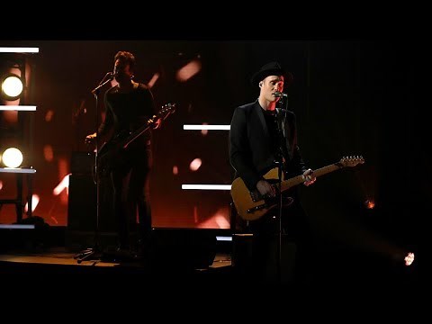 Duo Bob Moses Performs 'Back Down'!
