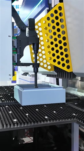 CNC MAchines US on Instagram: "US operator vs automatic press brake – what really changes? 👨‍🏭 Skilled press brake operator (US): – High hourly rate + overtime – Hard to hire, easy to lose – Quality depends on mood, fatigue, experience – Limited to 1 shift (2–3 with more people) 🤖 Automatic / robotic press brake: – Higher upfront investment, lower cost per part over time – Same speed and quality every shift – Can run nights / weekends with minimal supervision – One operator can manage several