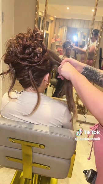 Boujee Updo Tutorial for @Meg Violet