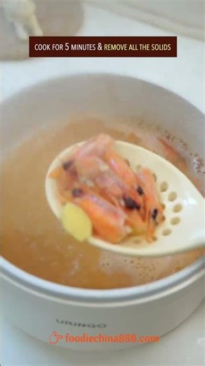 EASY CHINESE SEAFOOD CONGEE RECIPE #recipe #cooking #chinesefood #congee #shrimp #comfortfood