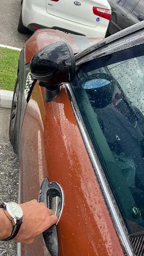 Folding Mirrors Retrofit F60 2019 CountryMan operated with Comfort Access.
