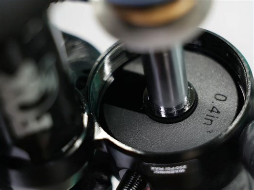 FOX FLOAT X/DPX2 0.4in³容积垫块安装