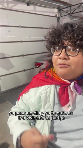 Como que al primer día te quieres ir a vivir con tu novia?🤨🔥🏳️‍🌈. #c#c#c#comediat#tiktokr#risap#paratil#m#mexico#Navidadhelesbian