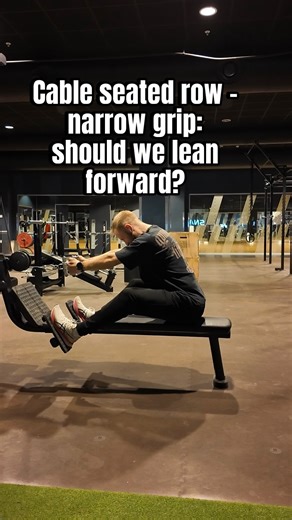 Robert Ćwikliński on Instagram: "Cable Seated Row – Narrow Grip should you lean forward? 🤔 The truth is in between. Both approaches are correct as long as the torso movement is small, controlled, and not used for momentum 🔹 Option 1 – Stable torso, neutral spine 👉 Torso stays mostly still 👉 Core braced 👉 Movement comes mainly from shoulder blades and arms Pros: • Better back muscle isolation • Lower risk for the lower back • Great for beginners and technique work Cons: − Slightly smaller ra