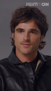 575K views · 29K reactions | #GwynethPaltrow tells #JacobElordi she will “probably” fall in love with him, but Elordi fires back: “Everyone always says, ‘My mom loves you, my daughter loves you, my girlfriend loves you.’ It’s never I love you.” Watch Variety and CNN’s #ActorsOnActors now at Youtube.com/Variety and on the CNN app | Variety | Facebook