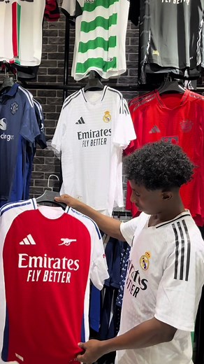 END MONTH OFFER!!! 24/25 ARSENAL HOME KIT BUY ONE AND GET A FREE PRINT DEADLINE 31st August you are all welcomed #foryoupage #fypシ #viral #tiktok #mombasatiktokers