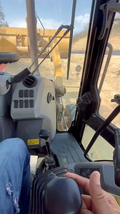 Cómo operar retro cargador 💪🏻💪🏻💪🏻🙏🙏🙏 #caterpillar #excavator #bulldozer #OPERADORESDEMAQUINARIAPESADA @destacar | Jose C. Velilla Videos Maquinas