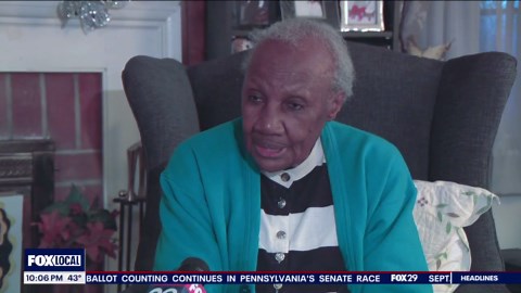 Woman, 94, shares experience after would-be robber, dressed as a woman, attempts to steal her purse