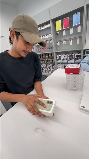 iPhone 17 Unboxing 😱🔥 First Look & Hidden Features | Apple iPhone 17 Review #iphone17 #shorts