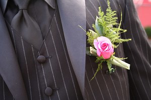 High schoolers planning virtual proms