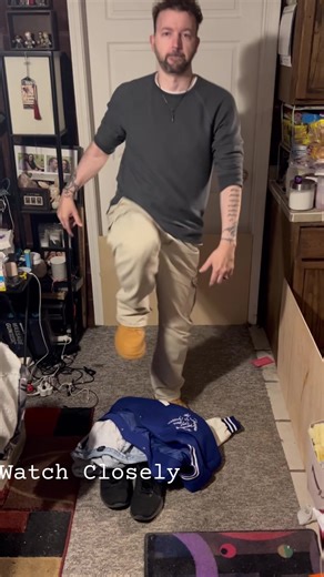 Watch Closely don’t blink. #transformation #visualmagic #magicvisionstudios #trans