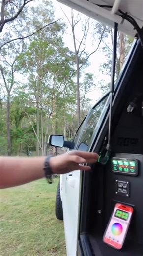 KickAss 8 Gang Switch Panel & Power System Demo