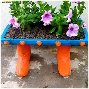 378K views · 674 reactions | Beautiful flower pot made out of cement  | MetDaan | Facebook
