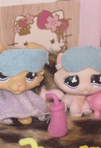 lps sleepover 🍿💞💤 #lps #lpstiktok #lpscommunity #littlestpetshop