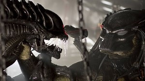 “Is That a F****ing Predator?”: Fede Alvarez Reveals His Idea For an ‘Alien vs. Predator’ Movie [Exclusive]