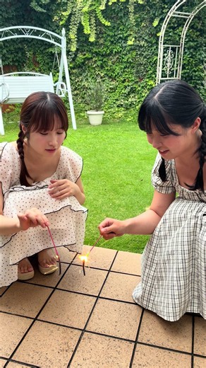 @浅沼凛 @しらせゆか 休憩中の様子をお届け❣️ 撮影会の最新情報は ▶︎プロフィール欄からチェックしてください📸 出演者も募集中です！！ ▶︎東京LilyのSNSからDMお願いします✉️ 少しでも「いいな」と思ったら いいね・コメント・シェアで応援お願いします🤍 #東京Lily #グラビアアイドル #撮影会 #踊ってみた #グラビア撮影