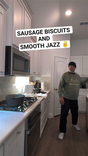 When I'm Easy Like Sunday Morning ✌️