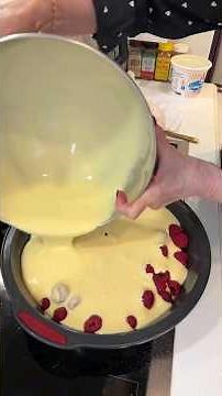 Mum's clafoutis recipe, the best in the world of course and so simple! 😋