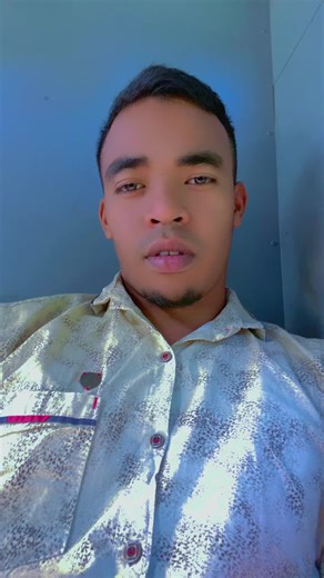 fanilo2510 (@fanilo2510)’s videos with son original - Lyrics Shine