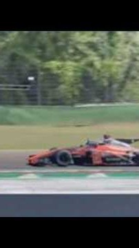 Driverless cars compete in F1-style race