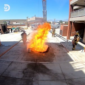 Ontploffingen voor gevorderden! 💥 The Explosion Show | Vanavond om 20:30 | Ook te zien op Dplay Nederland | Discovery Nederland