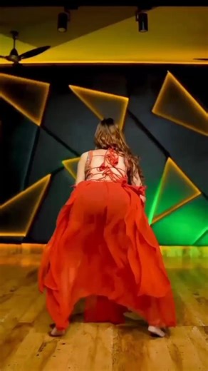 GIRLS DANCE VS BOYS DANCE 💃