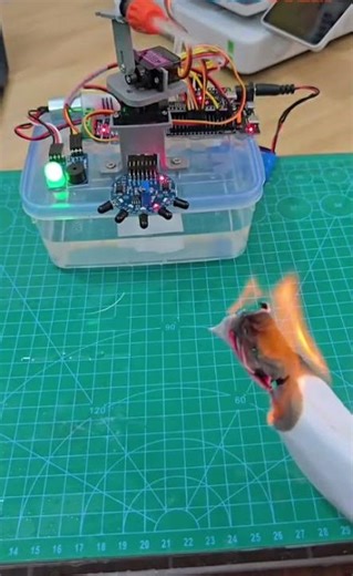 Arduino Fire Extinguishing Robot
