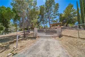 33511 Agua Dulce Canyon Rd, Agua Dulce, CA 91390 - MLS SR25137648 - Coldwell Banker