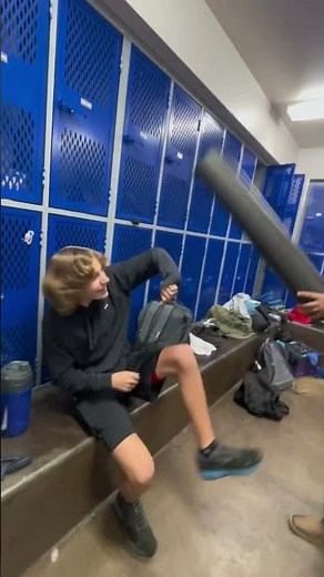 Best moments of the locker room fight🤣🤣
