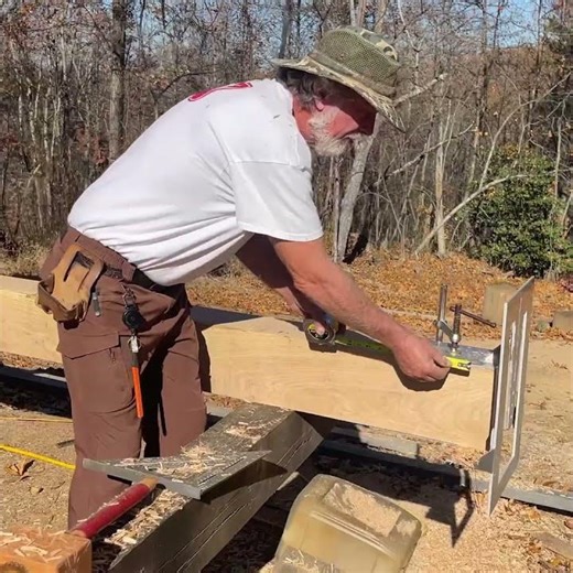 This One Tape Measure Hack Saves Hours #diy #carpentry #woodworkinghacks