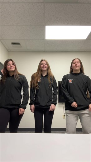 @molly @Sophia💫 #yssoftball #softball