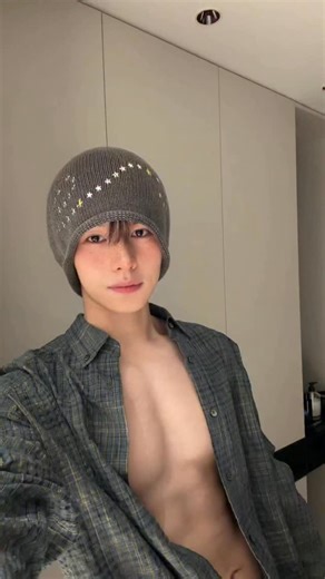 LAIDOUYIN on Instagram: "。。。。。。。。。。。。。。。。。。。。。。。。#Laidouyin #fyp #instagram #instagramreels #reels sixpack fitness model douyin tiktok chinese china gym trending reels handsome handsomeboy chineseboy chineseboys thankforlike reelsvideo like instalike followers foryou foryoupage reelsinstagram viral view"