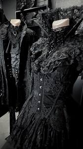 3.8K views · 14K reactions | Choose your couple outfit: 1 HER ㋹Royal...