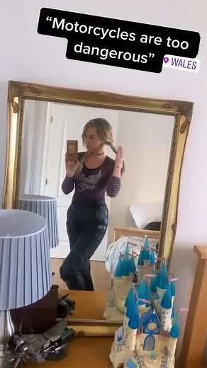 Lady Harley 883 - Biker Chick Rides with Style