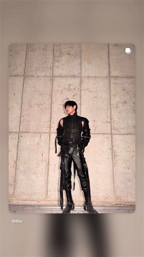 260409　@thv　Instagram story ♪BTS/HOOLIGAN 🐻波動拳/アドゲン💨昇龍拳/オリュゲン✊Hooligan！🔥『ストリートファイター』の必殺技「波動拳(はどうけん)」「昇龍拳 (しょうりゅうけん)」の韓国式空耳(聞き間違い)みたい。当時のゲーム機 (アーケード) の音質の問題もあり、出だしの「ハ」が聞き取れず、最後の 「ケン」が濁って「ゲン」と聞こえたため、韓国のゲームセンターに通う子供たちの間で「アドゲン!」という呼び方が広まったんだって😊(昇龍拳も同じような感じ)可愛い。テテも子供のころ真似してたんだろうな😂#WeLoveYouTaehyung #V