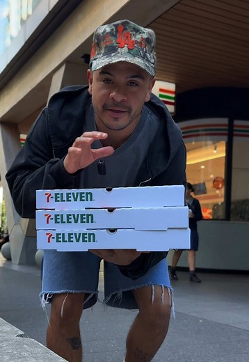 7‑Eleven Australia Pizza Review: 2 Slices $6 or Whole Pizza $16