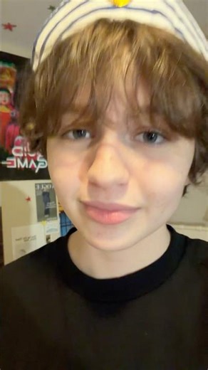 i know, i know.. this one is really difficult.. almost like a jigsaw 🙀🍎