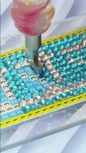 This Diamond Painting is SO Satisfying 😌💎 #diamondpainting #asmr #crafts
