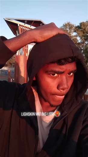 Lightskin Aboriginal Girls Showcase Beauty