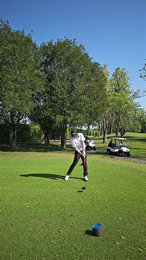 Lately, I've been really enjoying hitting high draw shots. It feels natural to me, and the ball flies incredibly far. . Cobra DS-ADAPT MAX-K 9 degree driver Shaft : Feruga TSS Pink Wood Shafts 6X . Thank you for supporting clubs @cobragolf #cobragolf #DSADAPT golfwear @pumagolf #pumagolf shaft @ferugagolf #TeamFeruga link in Bio #stabilityndistance