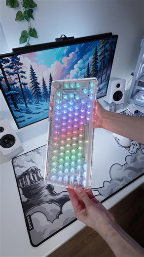 AD | This transparent keyboard is epic (KiiBOOM Phantom 81 V3) Link in bio if you’re interested! #budgettech #gamingsetup #keyboard #gamingkeyboard #gaming