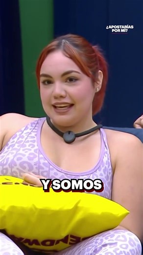 ¡Pobre prra! Laysha se ubicó a una chica qu quería bajarle al malito