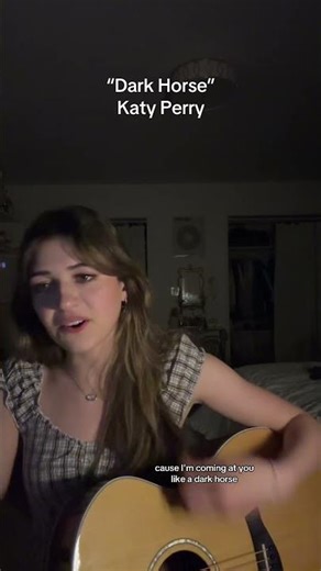 “Dark Horse” Katy Perry