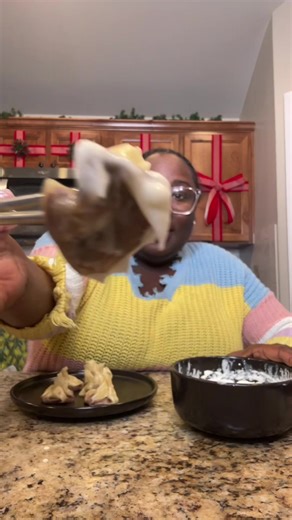 Making Xiao Long Bao aka Chocolate Dumplings 🍫 I could eat this EVERYDAYYYY 😋#dintaifung #chocolate #food #fyp #dumplings