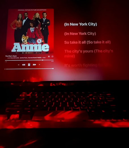 The City’s Yours #jamiefoxx #annie #thecitysyours #fyp #music #fypシ #lyrics #song #applemusic