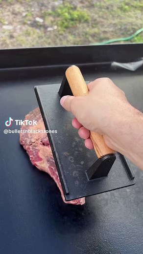 Achieving the Perfect Crust on Ribeye Steak