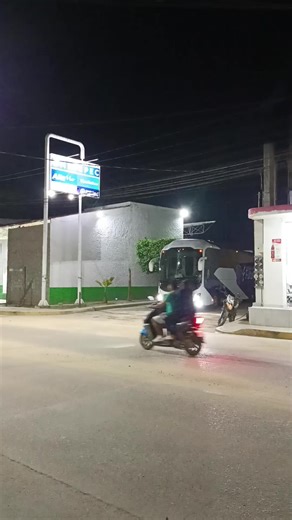 Autobuses Futura Select: Ometepec a Puebla en 20:00