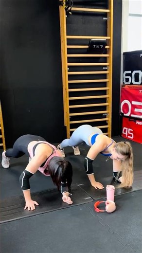 Plank Dance Challenge 🔥 25 vs 50 | Who Has Stronger Core?