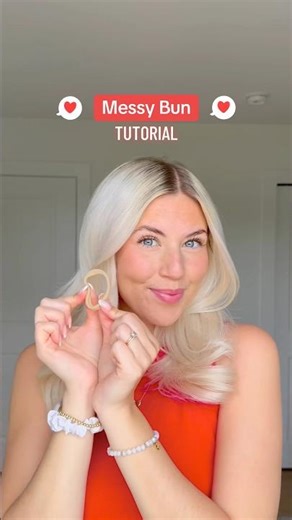 Messy Bun Tutorial!🥰 #shorts #hairstyle #haircare #hairtutorial #messybun