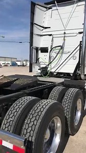 2019 Volvo 670 just delivered to our terminal this morning. Here’s a 3 minute video showing off this beautiful truck. | Merdzic Transportation Services, Inc.